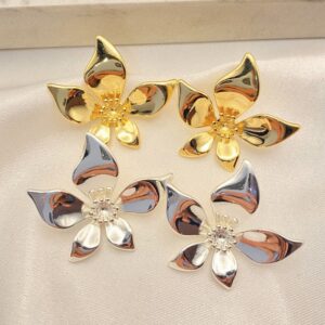 Arete flor radiante