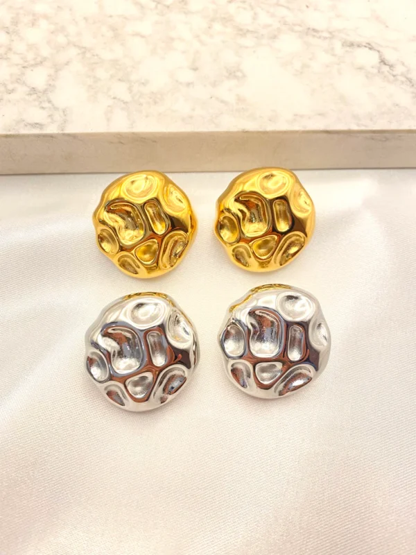 Aretes eclipse metálico