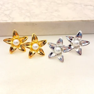 Aretes flor de perla
