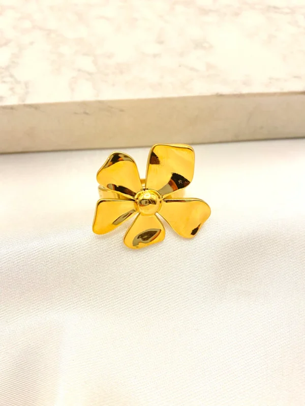 Anillo flor de sol